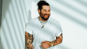Image of Koe Wetzel w/ Parker McCollum